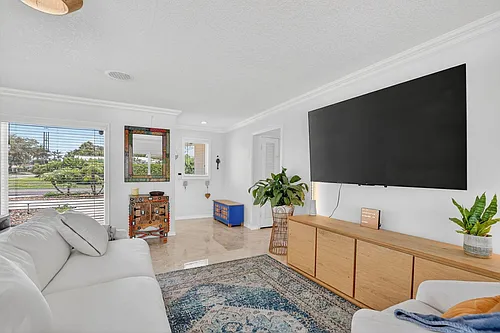 424 SW 7th Way #424 Photo 1
