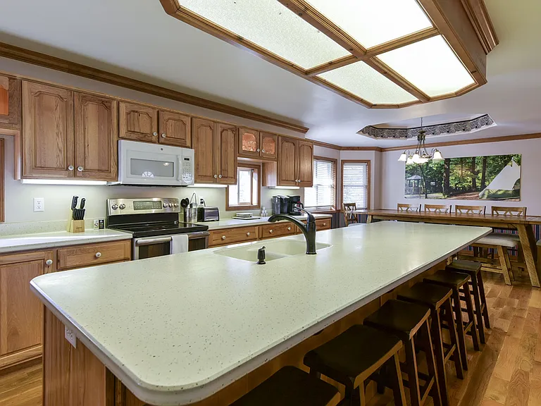 5558 State Highway 265 — Photo 11
