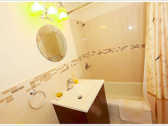 4th image of 10212 65th Ave APT C31