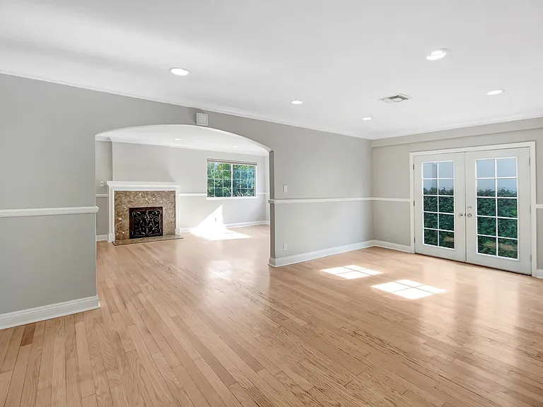 555 Avenue 64 — Photo 5
