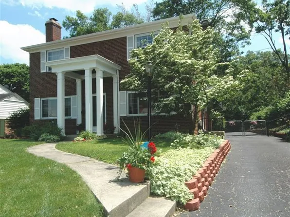 121 Forest Ave, Wyoming, OH 45215