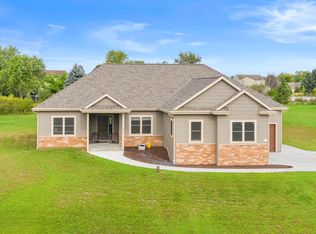 W257N9447 Sennott Ct #CT`, Colgate, WI 53017