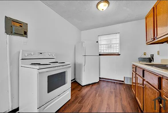 313 Beta St S #325D — Photo 9