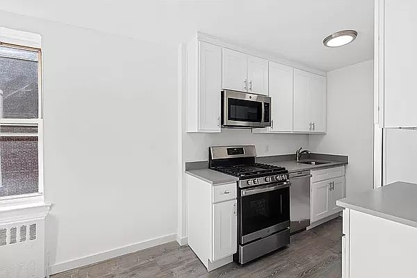 1st image of 83-37 Saint James Ave #5M