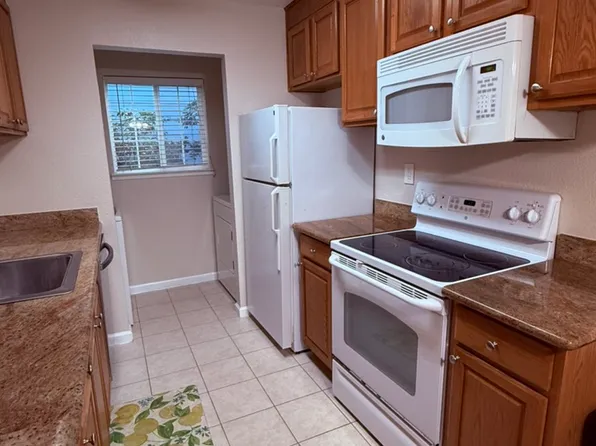 267 Lighthouse Dr, Vallejo, CA 94590