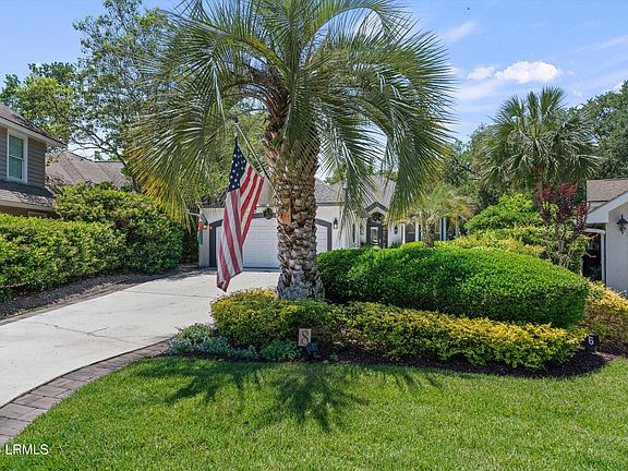 4th image of 8 Royal Pointe Drive