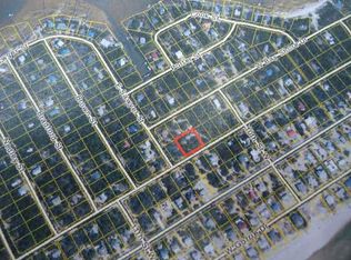 1041 W Pine Ave, Eastpoint, FL 32328