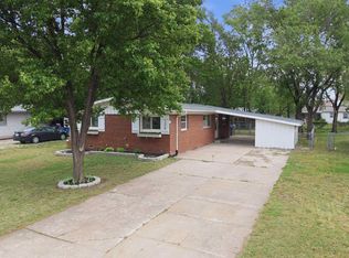 1228 E Beaumont St, Wichita, KS 67219