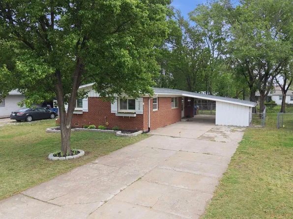 1228 E Beaumont St, Wichita, KS 67219