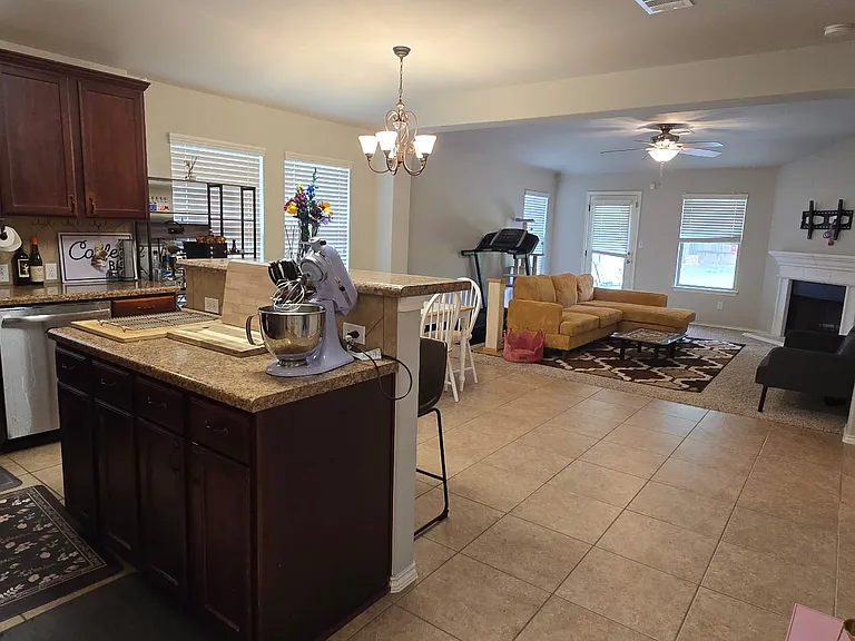 4504 Tiddle Ln — Photo 28