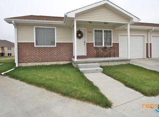 7366 Mercy Ln #7366, Hickman, NE 68372