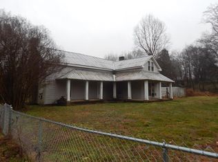 1040 Freeman Loop, Cumberland Furnace, TN 37051