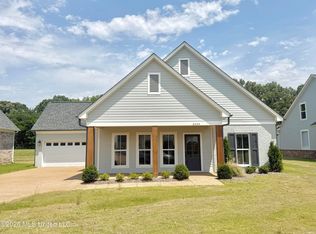 2544 Saint Charles Cv, Southaven, MS 38672