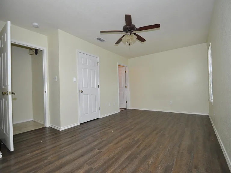 1702 Anaconda Trl — Photo 7