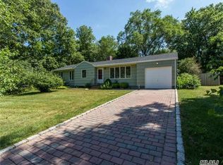 370 N Bayview Road Ext, Southold, NY 11971