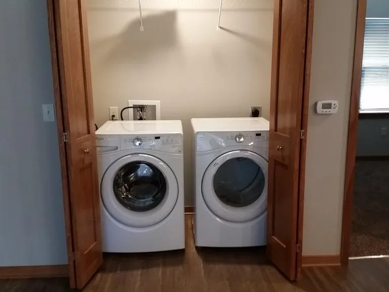103 S Mills St #202 — Photo 3