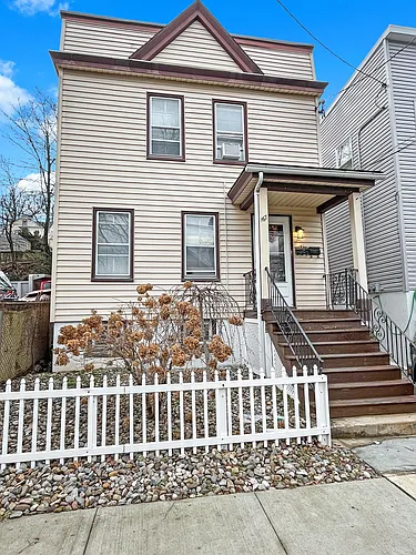 167 Church St Photo 1
