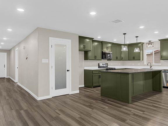 5th image of 1007 N Carol Ave