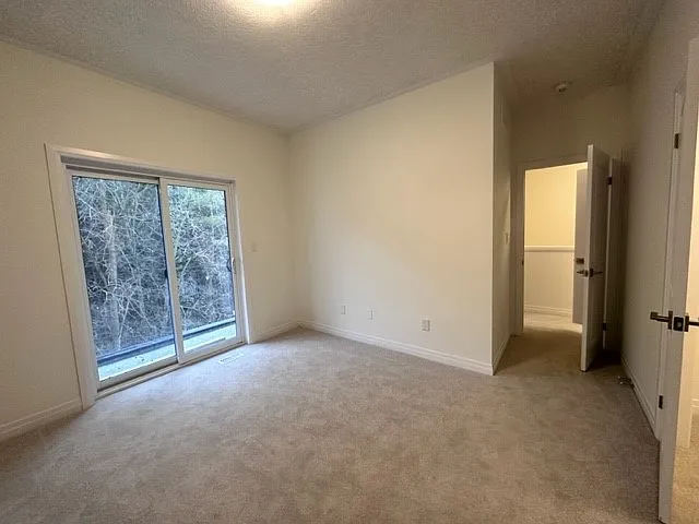 25 Isherwood Ave #D062 — Photo 16