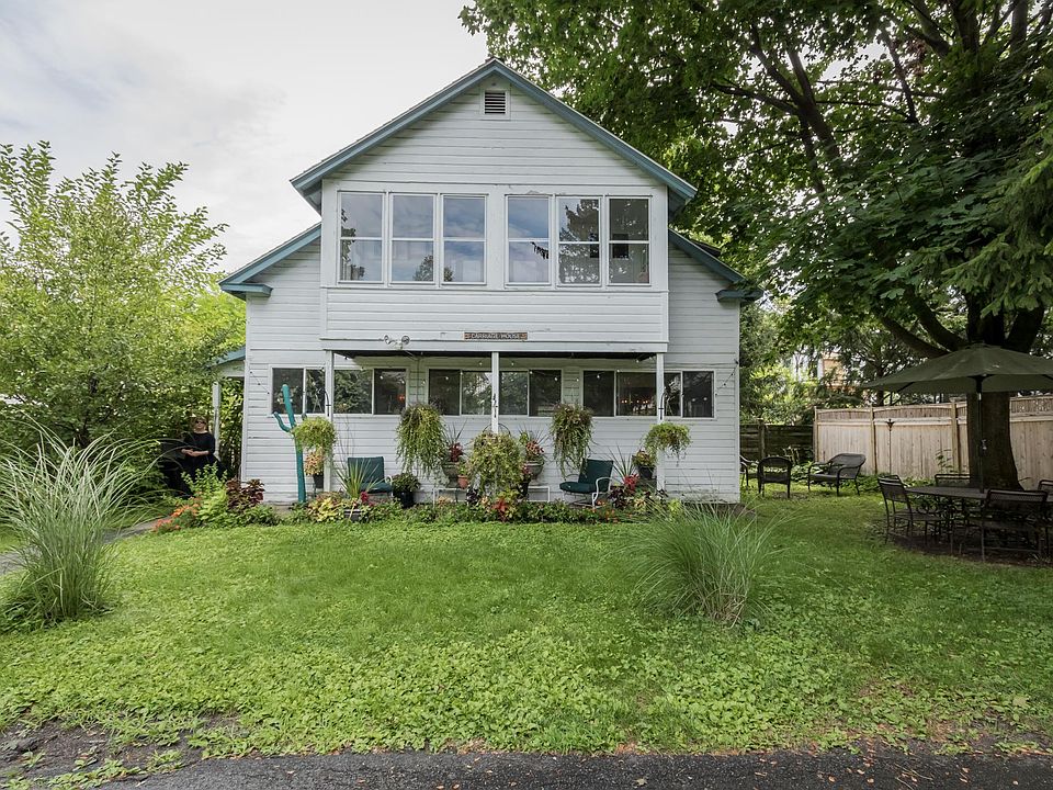 1st image of 238 1/2 Nelson Ave