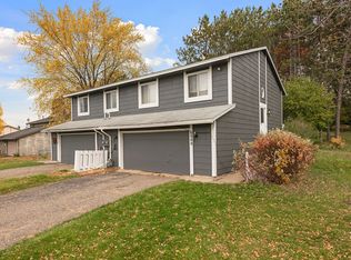 6900 Calgary Rd, Woodbury, MN 55125