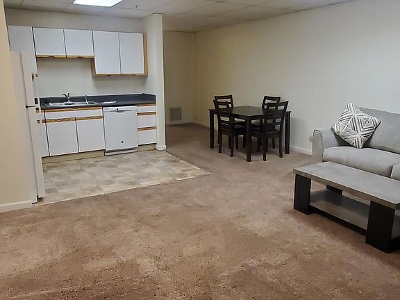 2nd image of 202 Apt