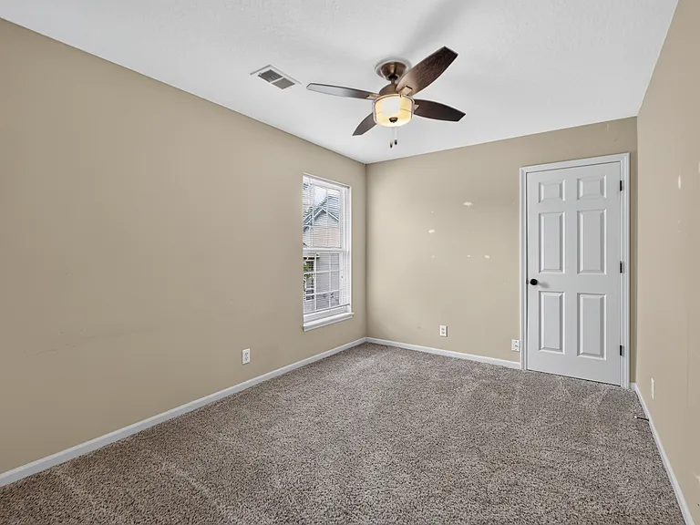 14802 Robinson St — Photo 25