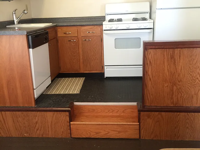 218 E Rochelle St #2 — Photo 4