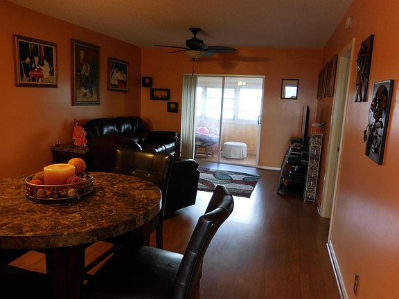 5th image of 1115 S Lake Terrace #202