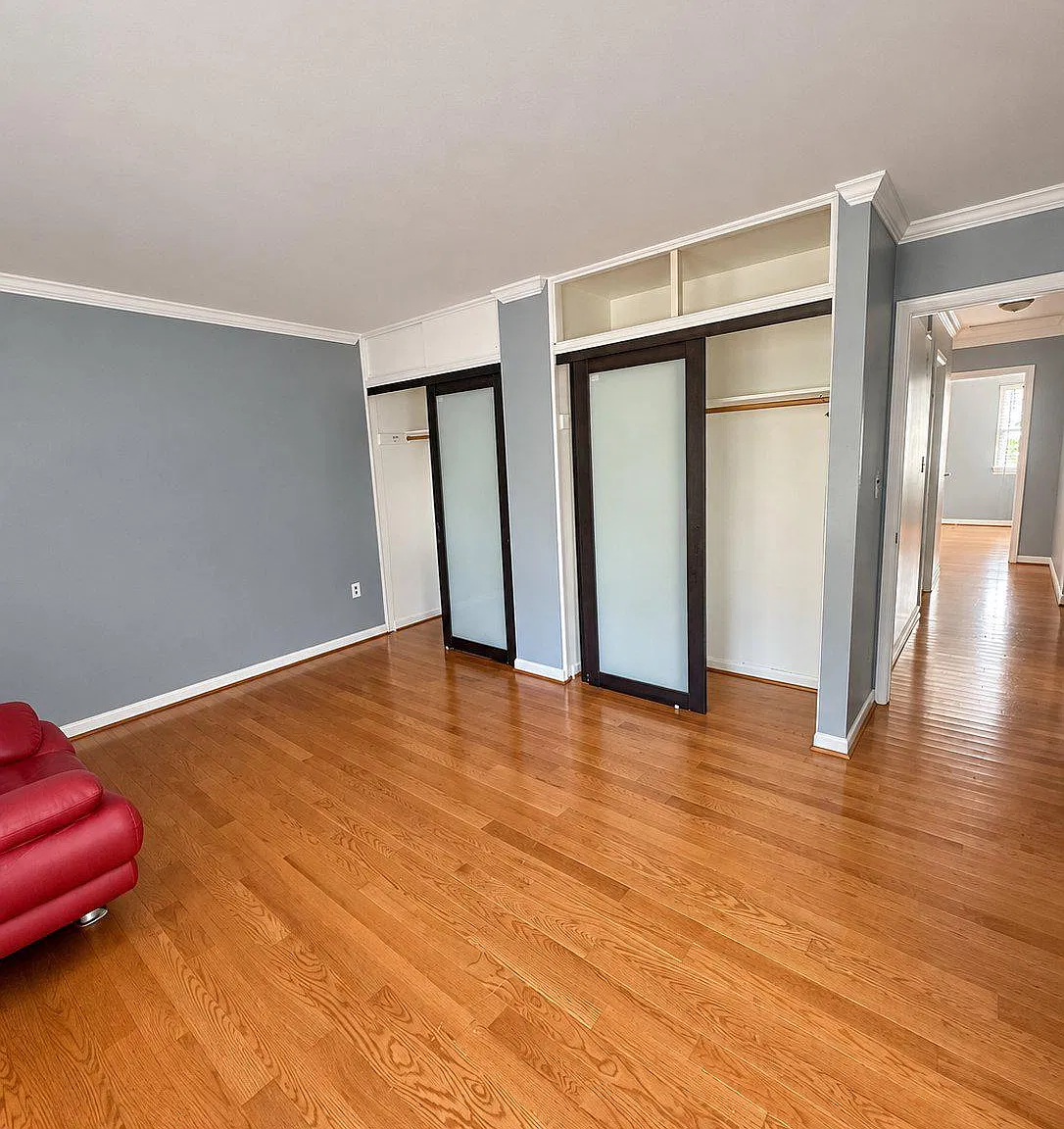 5 bed, 3.0 bath, 2438 sqft, $3,500 — Photo 4