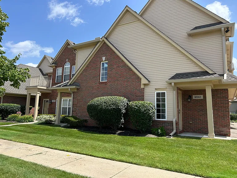 4035 Cornerstone Dr — Photo 46