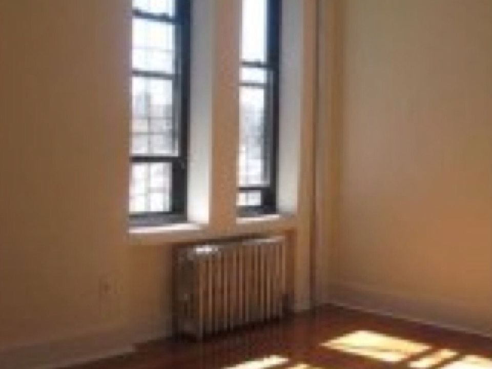 2nd image of 266 Washington Ave APT A18