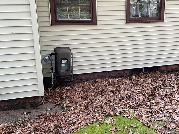 4th image of 50 N Sheridan Dr