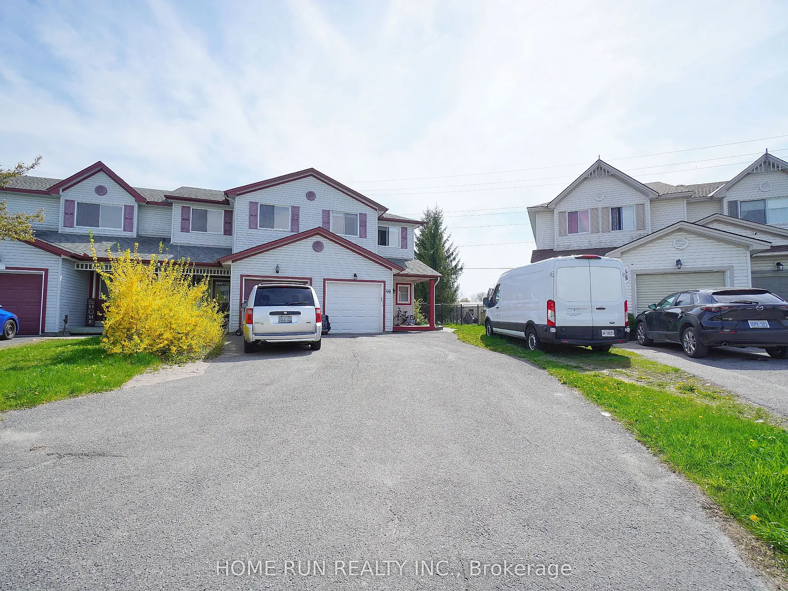 3 bed, $2,500 — Photo 2