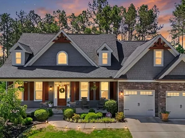 54 Dupont Ct, Dallas, GA 30132