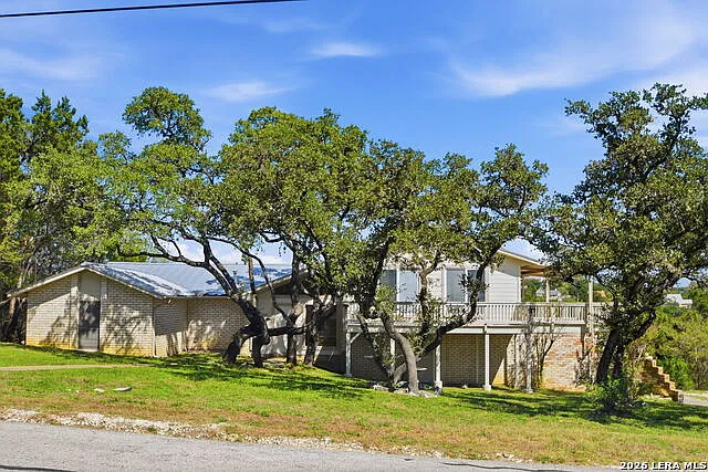 4 bed, 2.0 bath, 2179 sqft, $2,650 — Photo 1