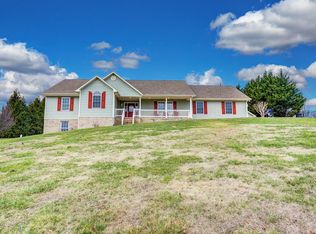5295 Crossbow Dr, Pulaski, VA 24301