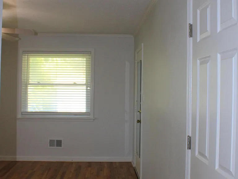916 Stanton Dr — Photo 30