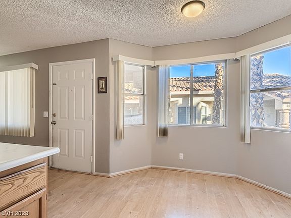 3rd image of 904 Boulder Springs Dr Unit 201