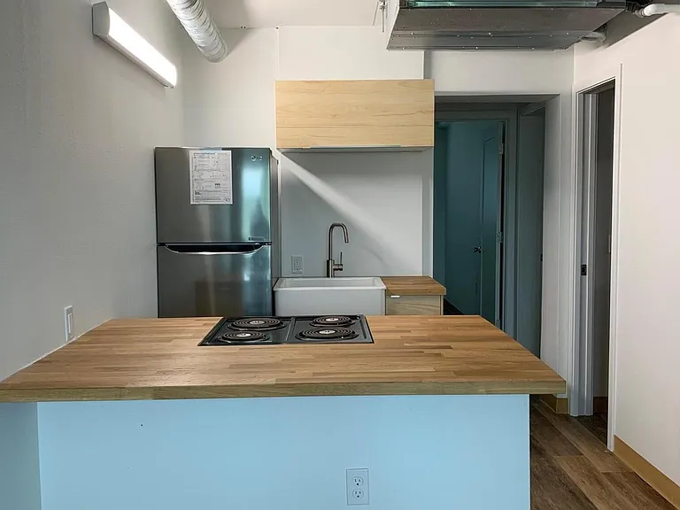 2421 Stone St #205 — Photo 6