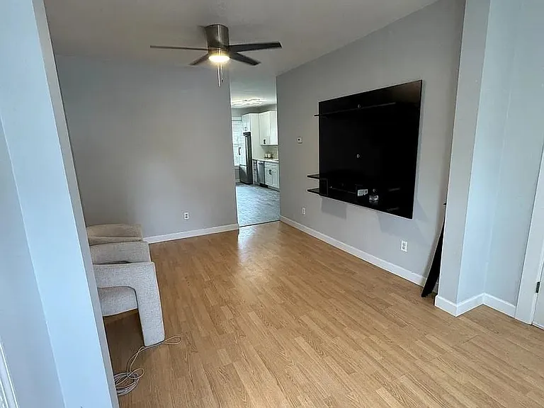 83 Anderson Ave #1 — Photo 4