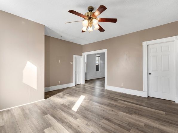 fort-wayne-indiana-73187529 picture