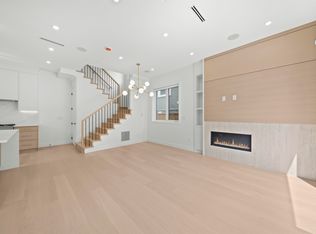 6461 E Prince Edward St #1, Vancouver, BC V5W 2Y3