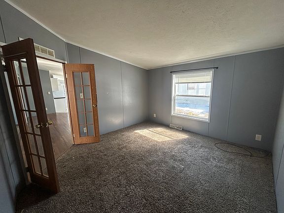 2nd image of 4310 Meadow Lane Dr #1016