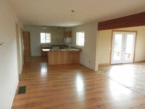 2nd image of 42540 Eagle Nest Ct N