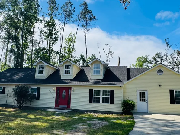 2203 Joyce Ct, Vidalia, GA 30474