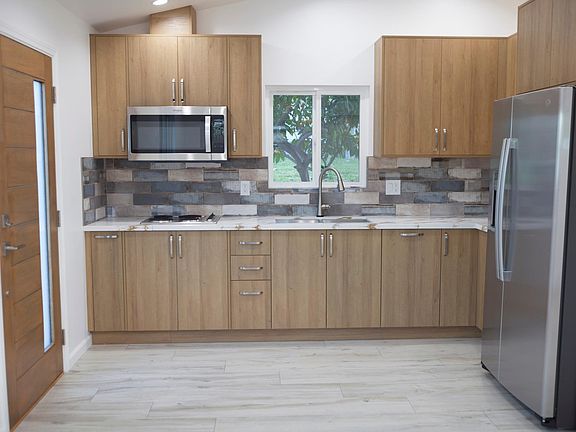 5th image of 1211 N Avenue 49