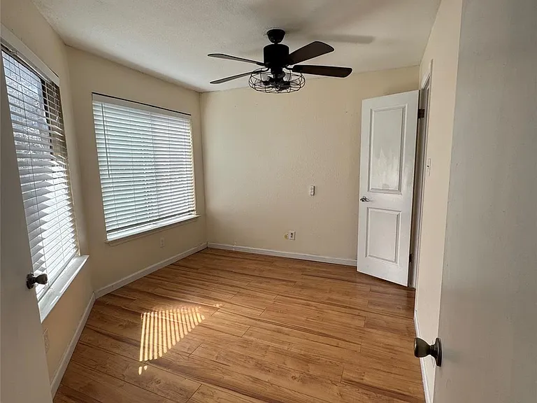 9801 Walnut St #A305 — Photo 12
