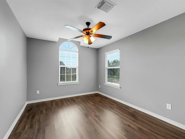 2214 Shady Pine Dr — Photo 21