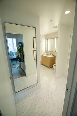 Rented by The Durst Organization | media 7